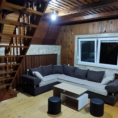 펜션 Oaza Mira 수보티차